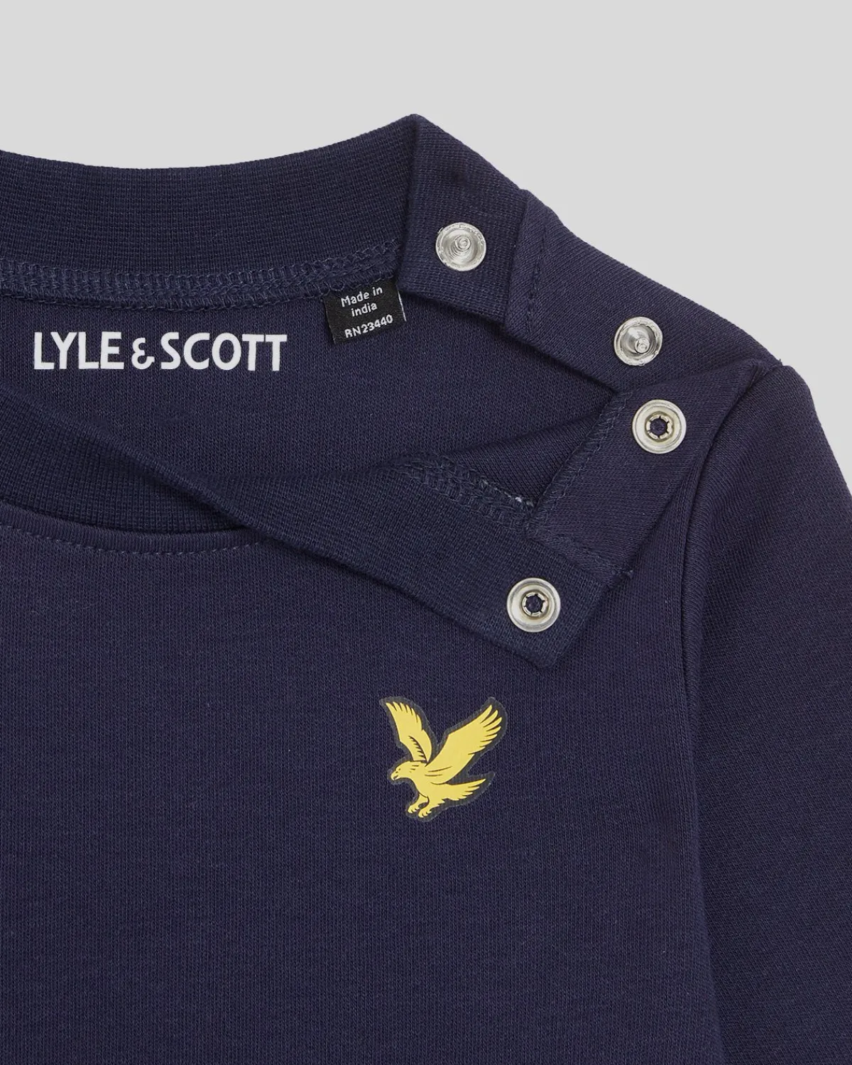baby_strampler_1-1.webp Lyle & Scott Babys & Kleinkinder<Baby Strampler