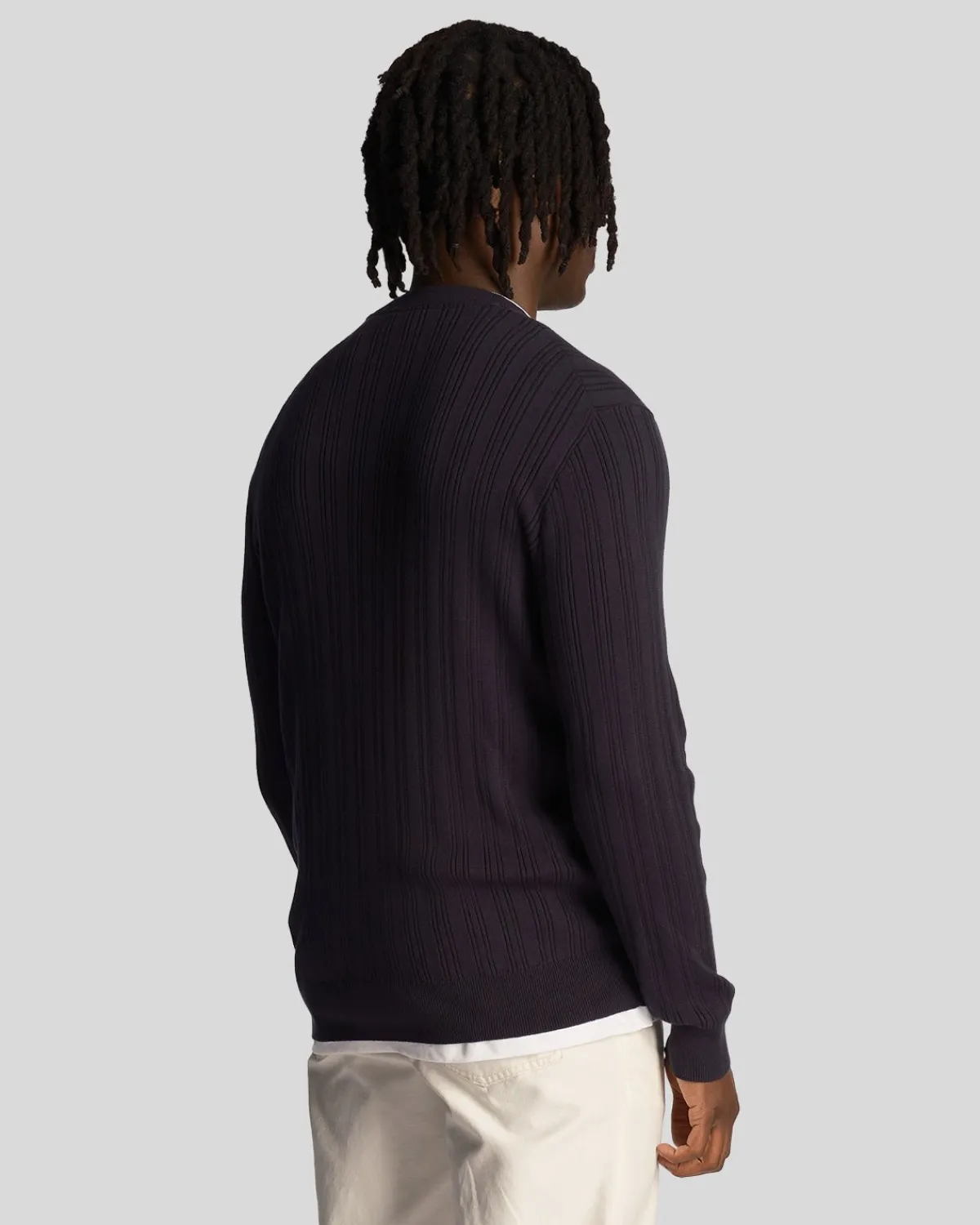 club_emblem_rundhalspullover_2.webp Lyle & Scott Drehbuchsticke<Club Emblem Rundhals-Pullover DunkleMarine
