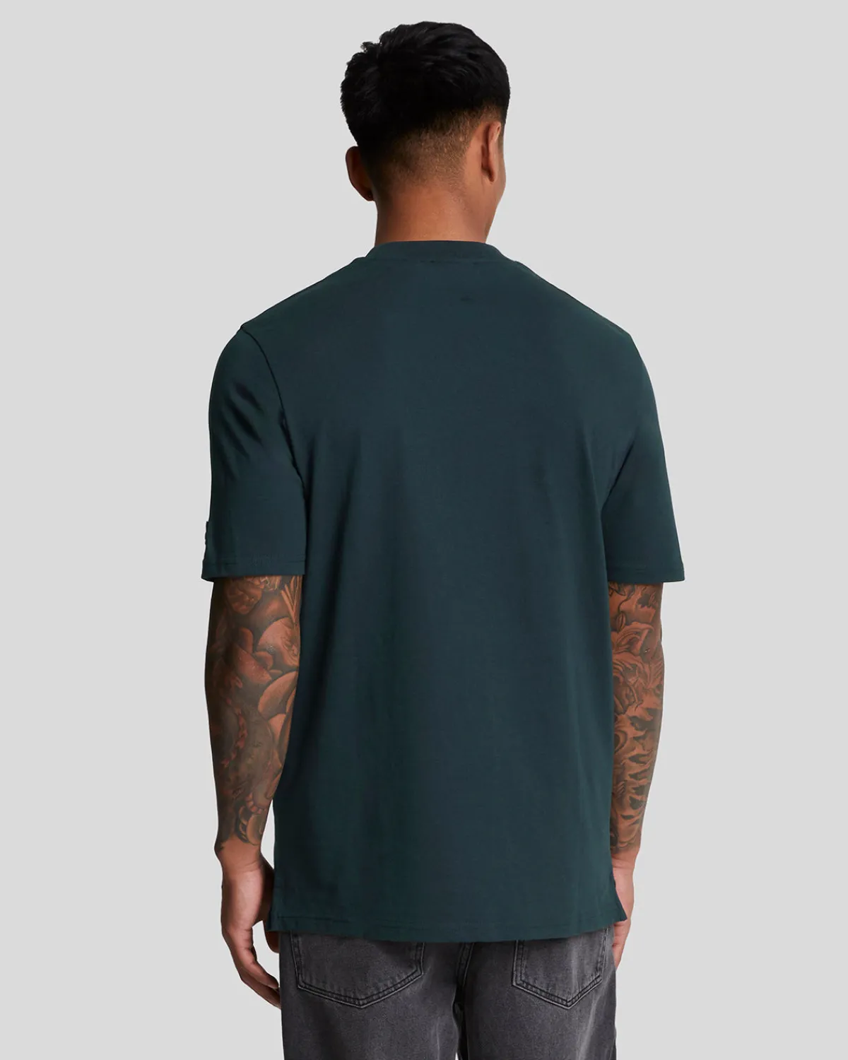 ein_fhrer_durch_schottland_grafik_tshirt_2.webp Lyle & Scott Vermächtnis | T-shirts<Ein Führer durch Schottland Grafik T-Shirt DarkNavy
