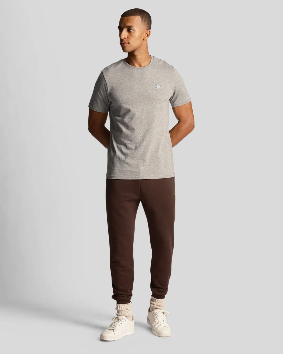 einfarbiges_tshirt_1-13.webp Lyle & Scott Grundlegendes | T-shirts<Einfarbiges T-Shirt MidGreyMargel