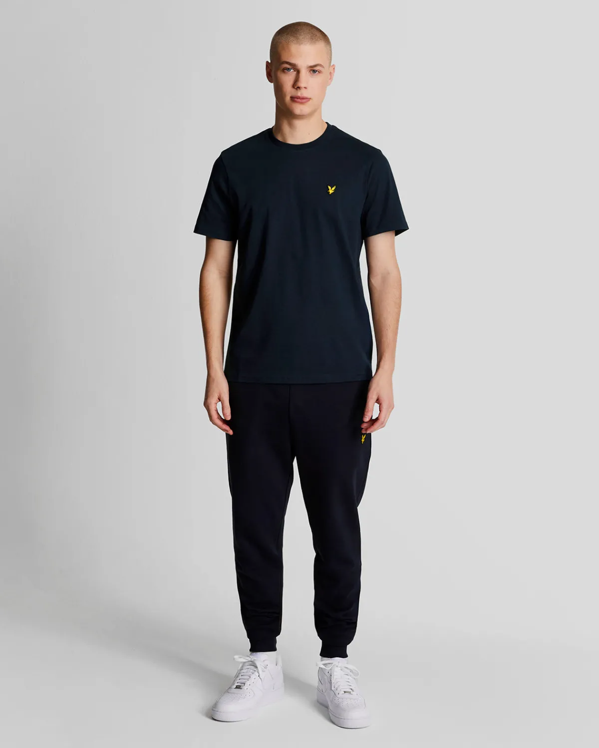 einfarbiges_tshirt_1-16.webp Lyle & Scott Grundlegendes | T-shirts<Einfarbiges T-Shirt Marine