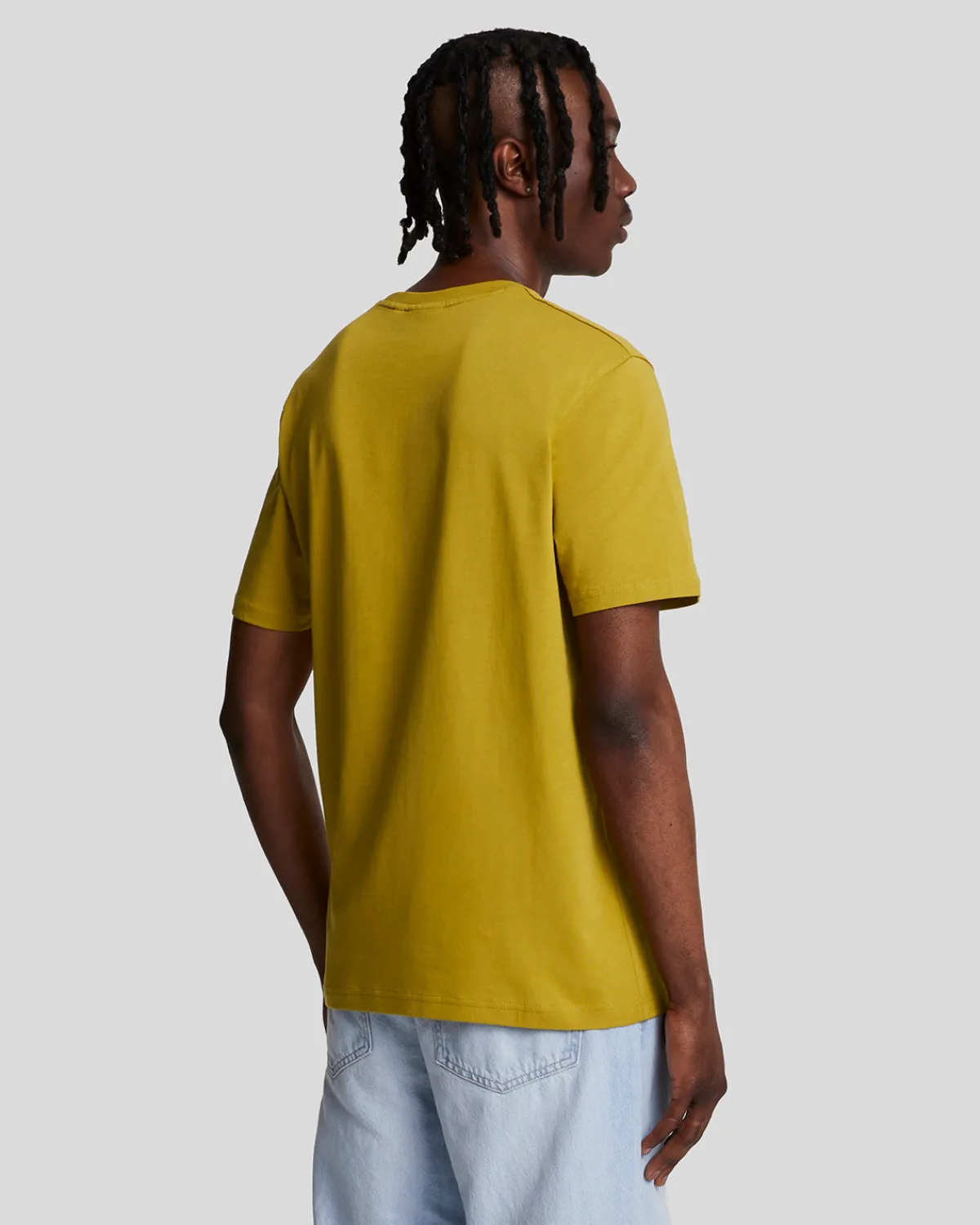 einfarbiges_tshirt_2-5.webp Lyle & Scott Vermächtnis | T-shirts<Einfarbiges T-Shirt EllanessGold