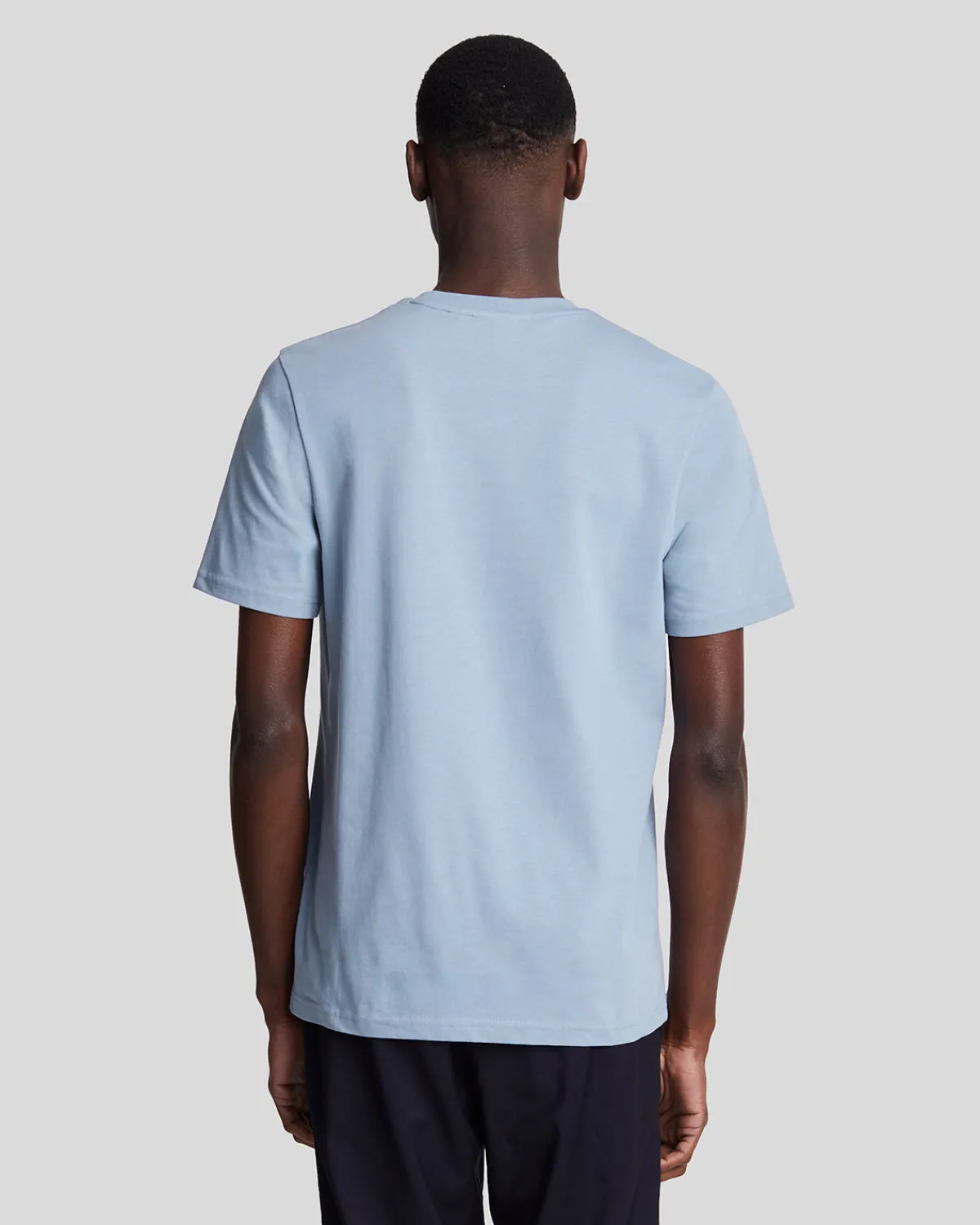 einfarbiges_tshirt_2-9.webp Lyle & Scott Vermächtnis | T-shirts<Einfarbiges T-Shirt CraftedBlue