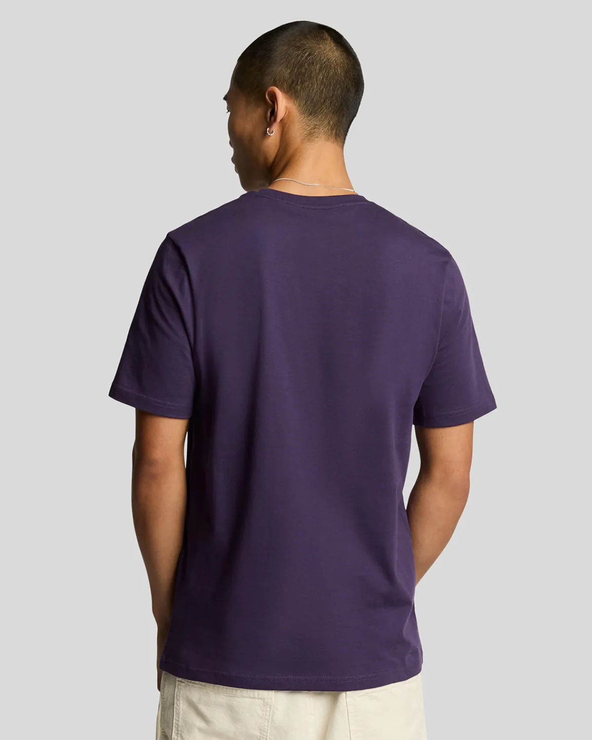 einfarbiges_tshirt_3-10.webp Lyle & Scott Vermächtnis | T-shirts<Einfarbiges T-Shirt ThistleShadow