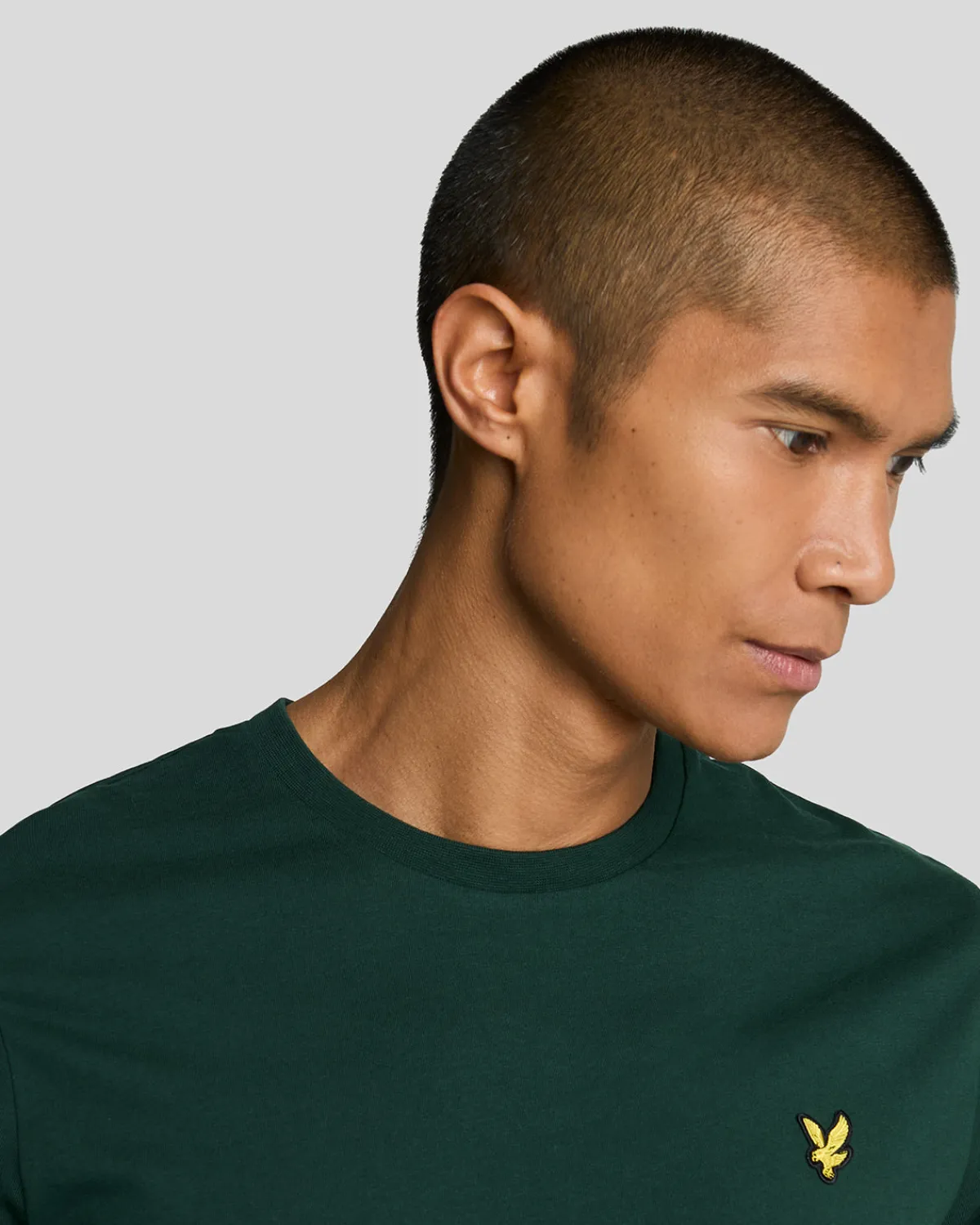 einfarbiges_tshirt_3-15.webp Lyle & Scott Grundlegendes | T-shirts<Einfarbiges T-Shirt Dunkelgrün