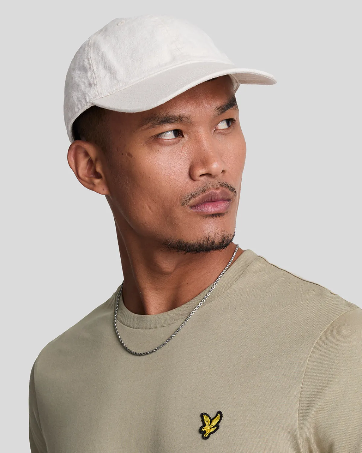 einfarbiges_tshirt_3-2.webp Lyle & Scott Vermächtnis | T-shirts<Einfarbiges T-Shirt SageUniform