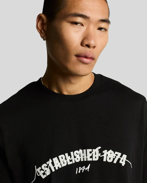 Lyle & Scott Vermächtnis | T-shirts<Gegründet 1874 Grafik T-Shirt JetBlack