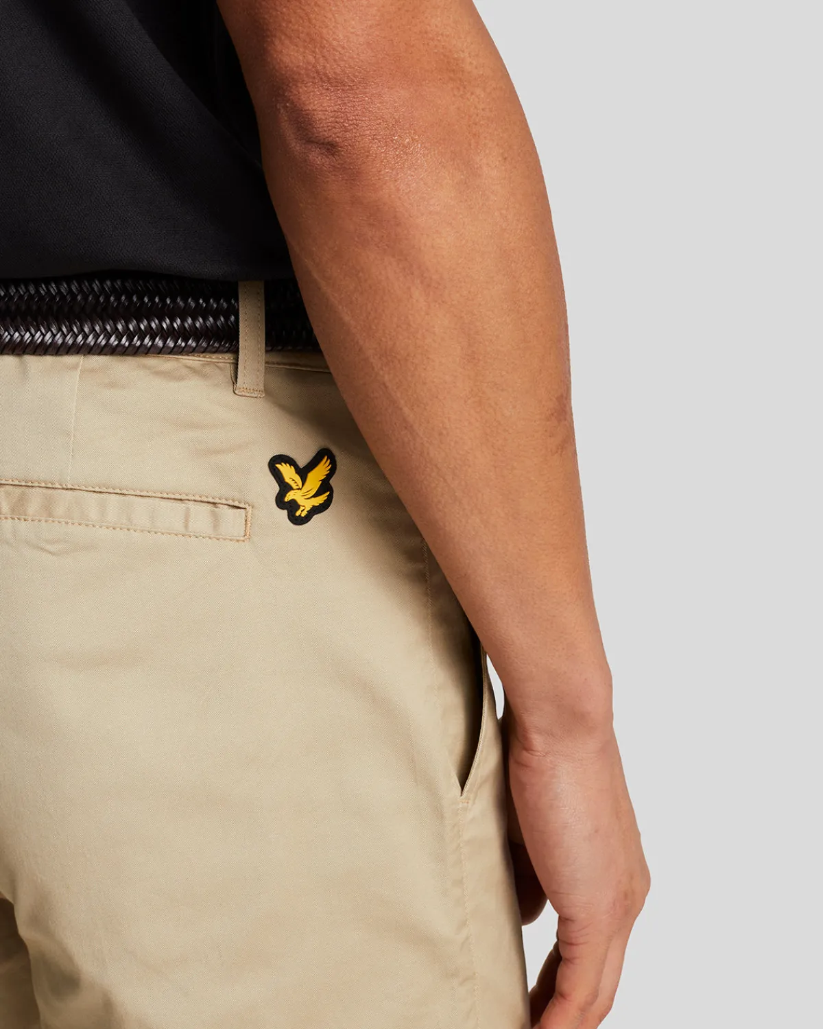 golf_stretch_chino_shorts_3.webp Lyle & Scott Golf | Kurze Hosen<Golf Stretch Chino Shorts Safari