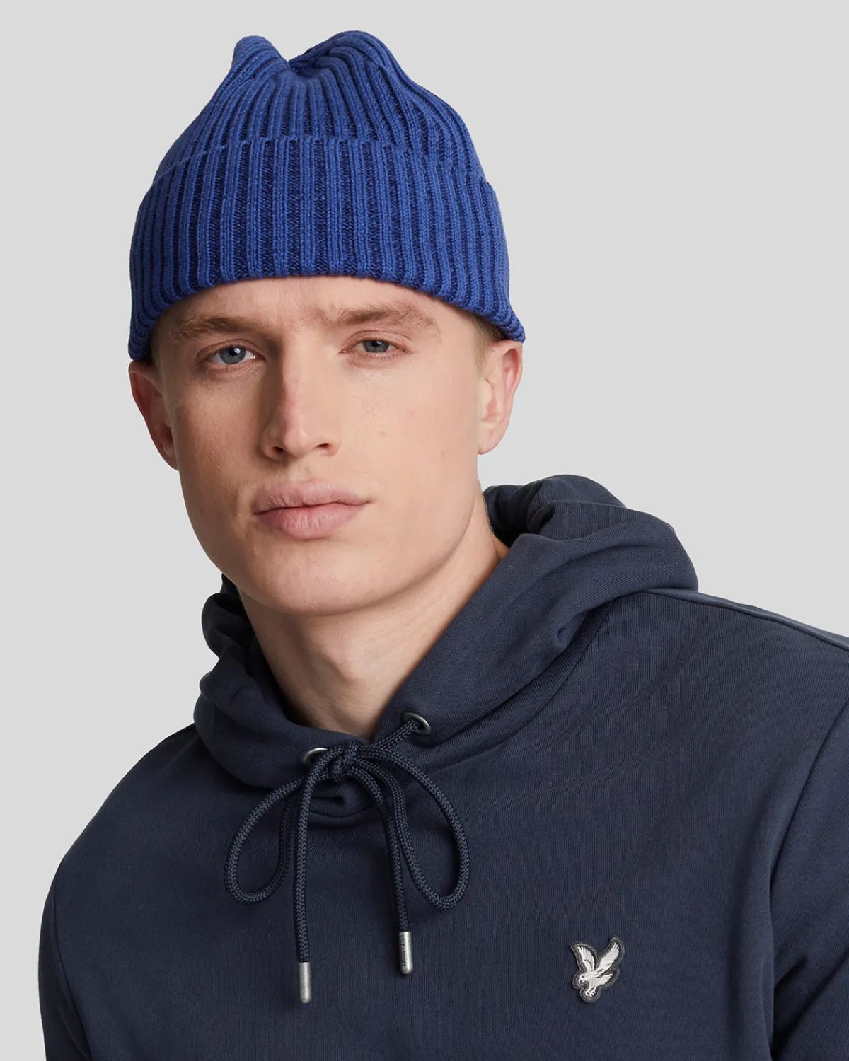 hochwertiger_french_terry_hoodie_mit_diagonaler_webart_3.webp Lyle & Scott Reframed | Kapuzenpullover<Hochwertiger French Terry Hoodie mit diagonaler Webart MidnightNavy
