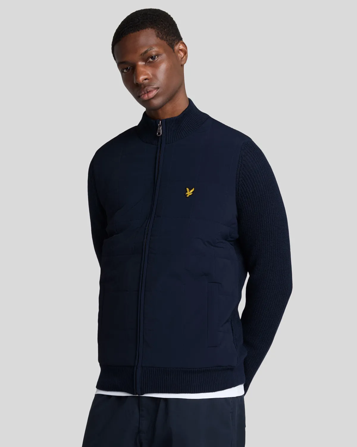 hybride_texturierte_strickjacke_mit_reiverschluss_0-1.webp Lyle & Scott Pullover & Strickwaren<Hybride texturierte Strickjacke mit Reißverschluss MuddyNavy