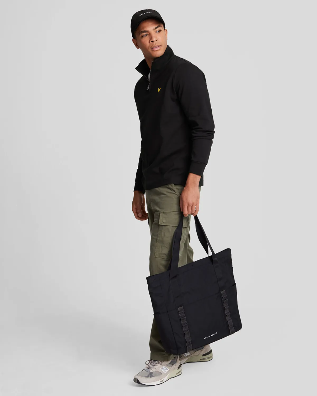 interlock__reiverschluss_pullover_1.webp Lyle & Scott Pullover & Strickwaren<Interlock 1/4 Reißverschluss Pullover JetBlack