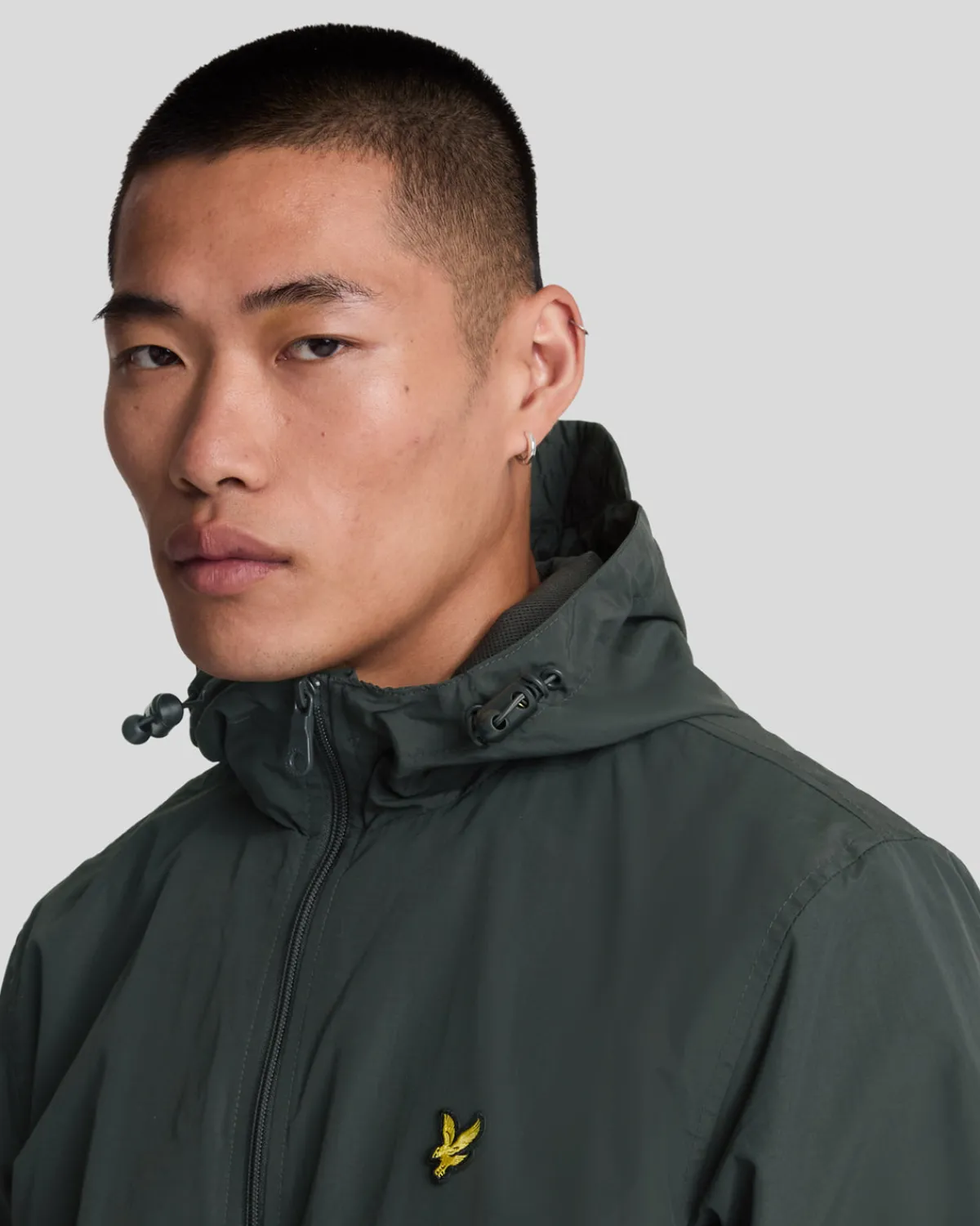 jacke_mit_kapuze_und_reiverschluss_3-1.webp Lyle & Scott Mäntel & Jacken<Jacke mit Kapuze und Reißverschluss Gunmetal