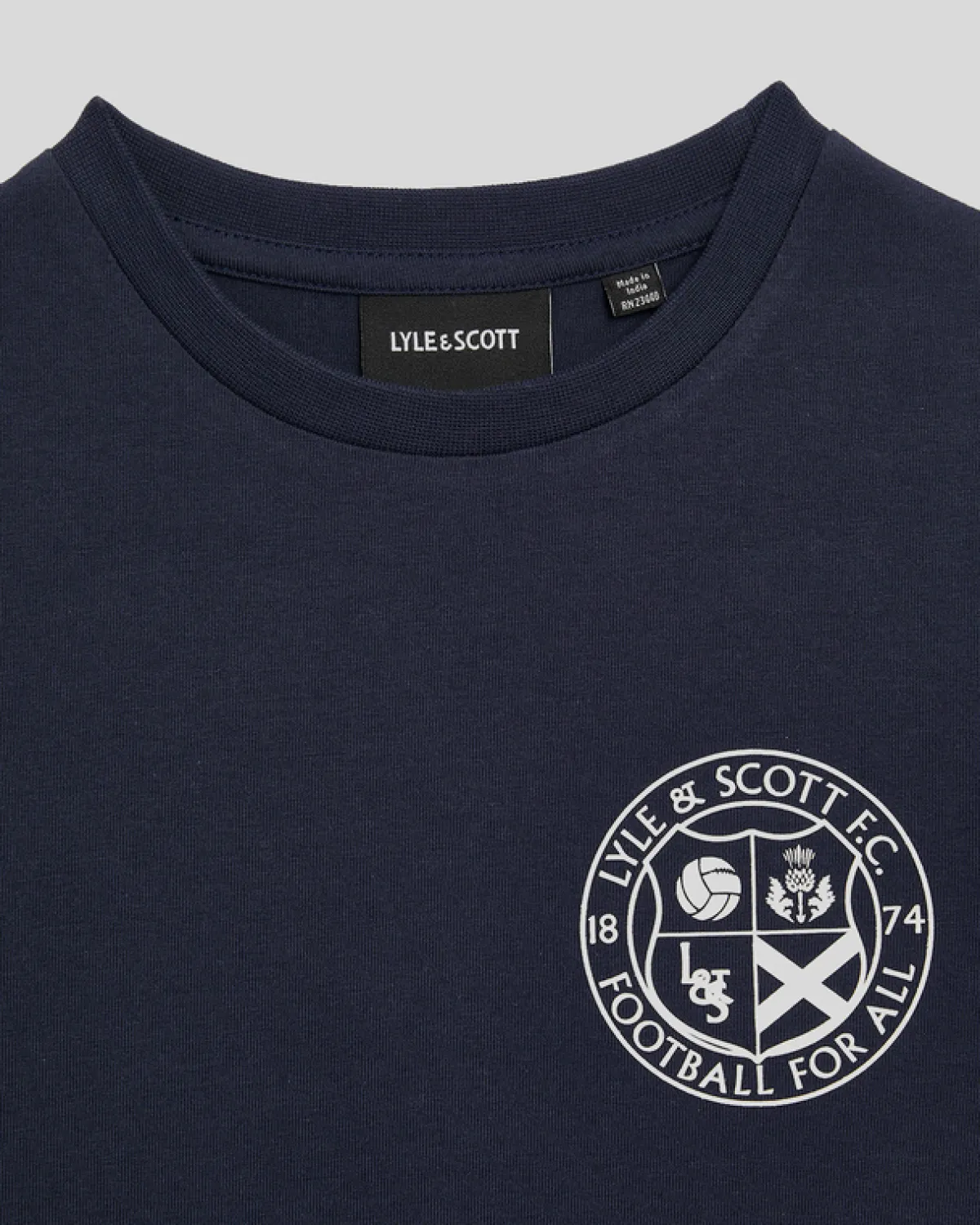 kinder_fuball_logo_tshirt_1-1.webp Lyle & Scott Kinder Polos & T-shirts<Kinder Fußball Logo T-Shirt Navy
