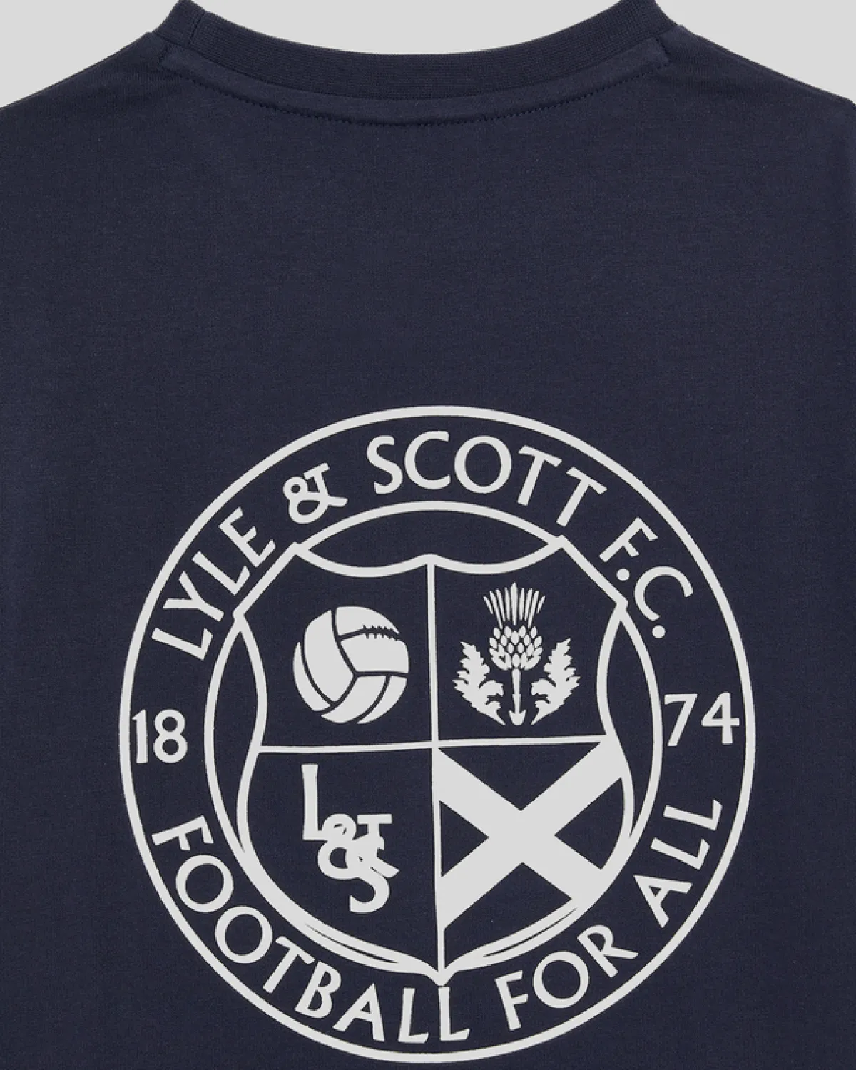 kinder_fuball_logo_tshirt_2-1.webp Lyle & Scott Kinder Polos & T-shirts<Kinder Fußball Logo T-Shirt Navy
