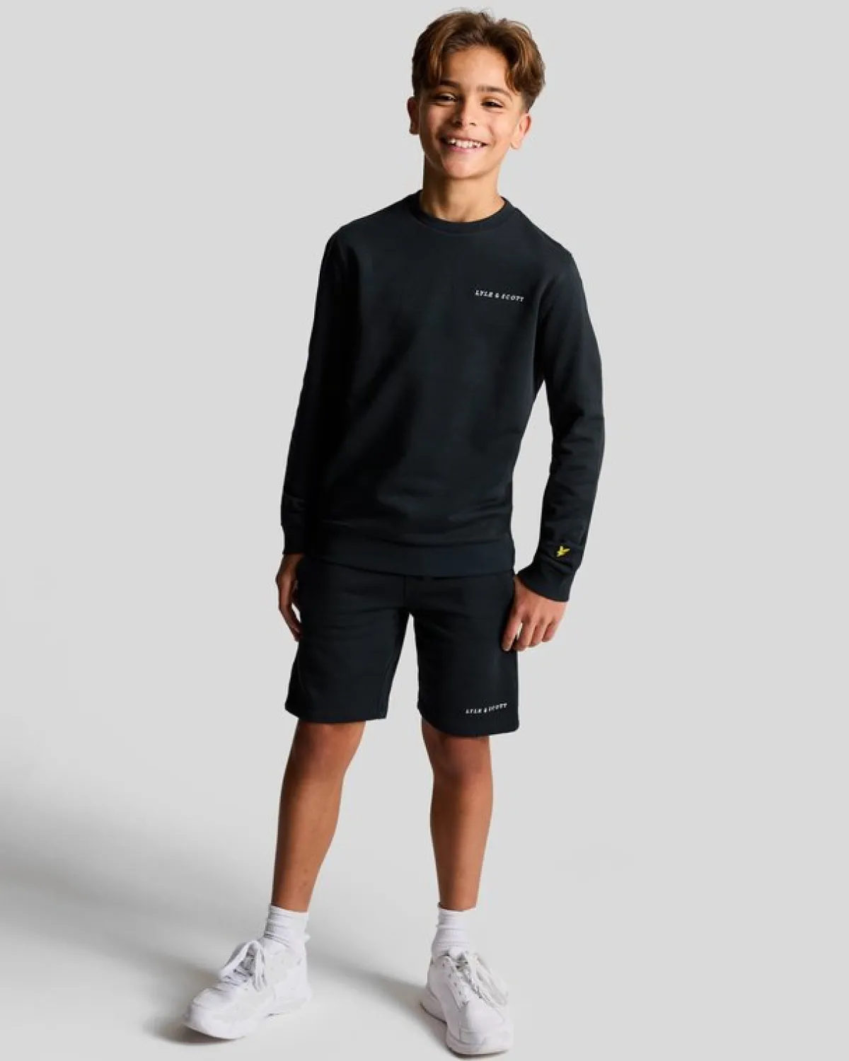 kinder_script_sweatshirt_mit_rundhalsausschnitt_1-1.webp Lyle & Scott Kinder Sweatshirts<Kinder Script Sweatshirt mit Rundhalsausschnitt DunkleMarine