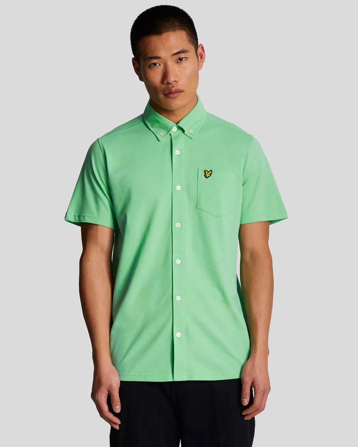 kurzrmeliges_piquhemd_0.webp Lyle & Scott Hemden<Kurzärmeliges Piqué-Hemd Rasengrün