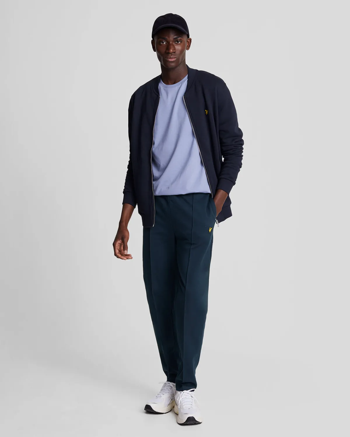 pintuck_interlock_jogger_0-1.webp Lyle & Scott Jogger<Pintuck Interlock Jogger DarkNavy