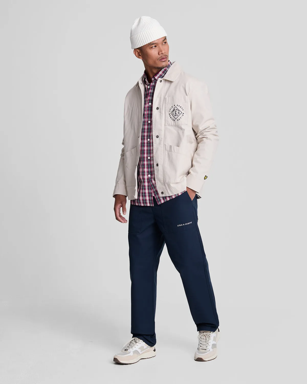 popelinehemd_mit_gewaschenem_karo_1.webp Lyle & Scott Vermächtnis | Hemden<Popeline-Hemd mit gewaschenem Karo DarkNavy/RichBurgundy