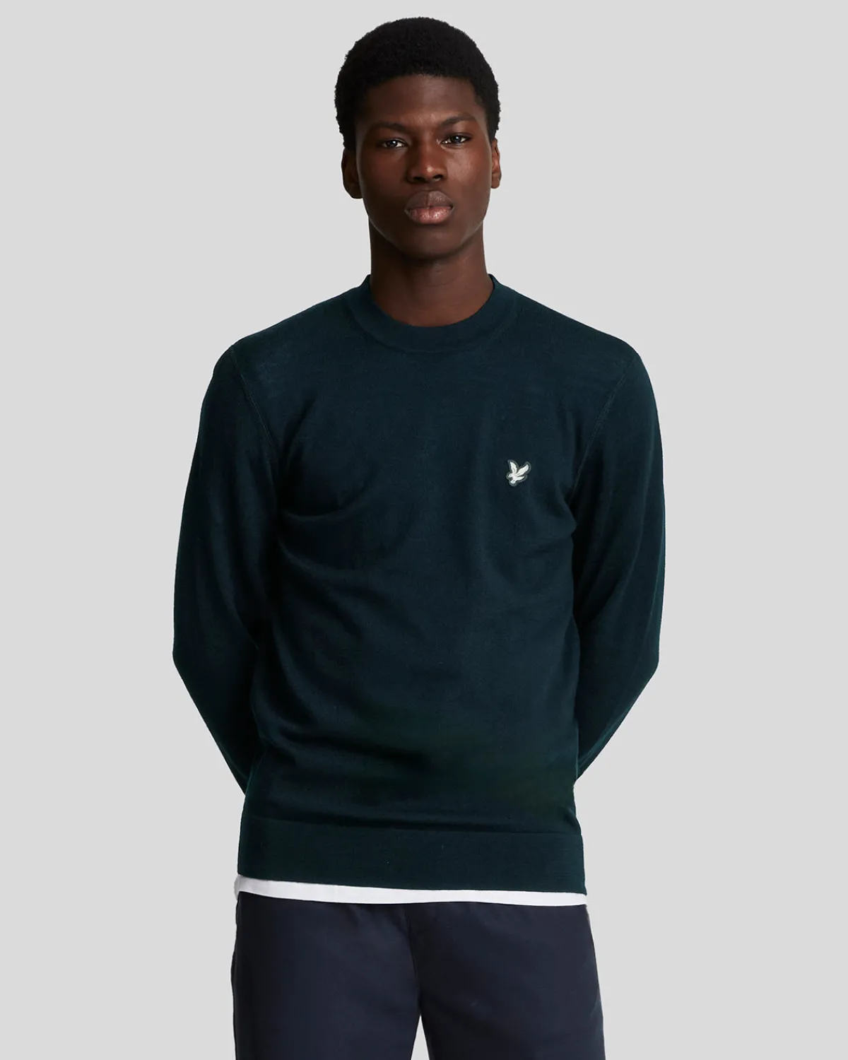 premium_merino_rundhalspullover_0-1.webp Lyle & Scott Reframed | Pullover & Strickwaren<Premium Merino Rundhals-Pullover Lacquer