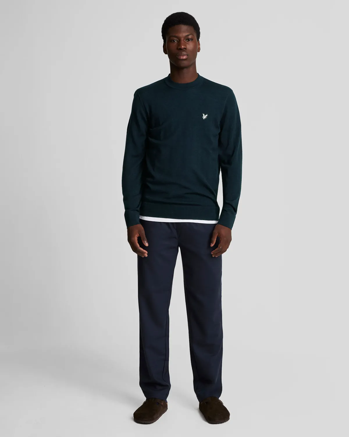 premium_merino_rundhalspullover_1-1.webp Lyle & Scott Reframed | Pullover & Strickwaren<Premium Merino Rundhals-Pullover Lacquer