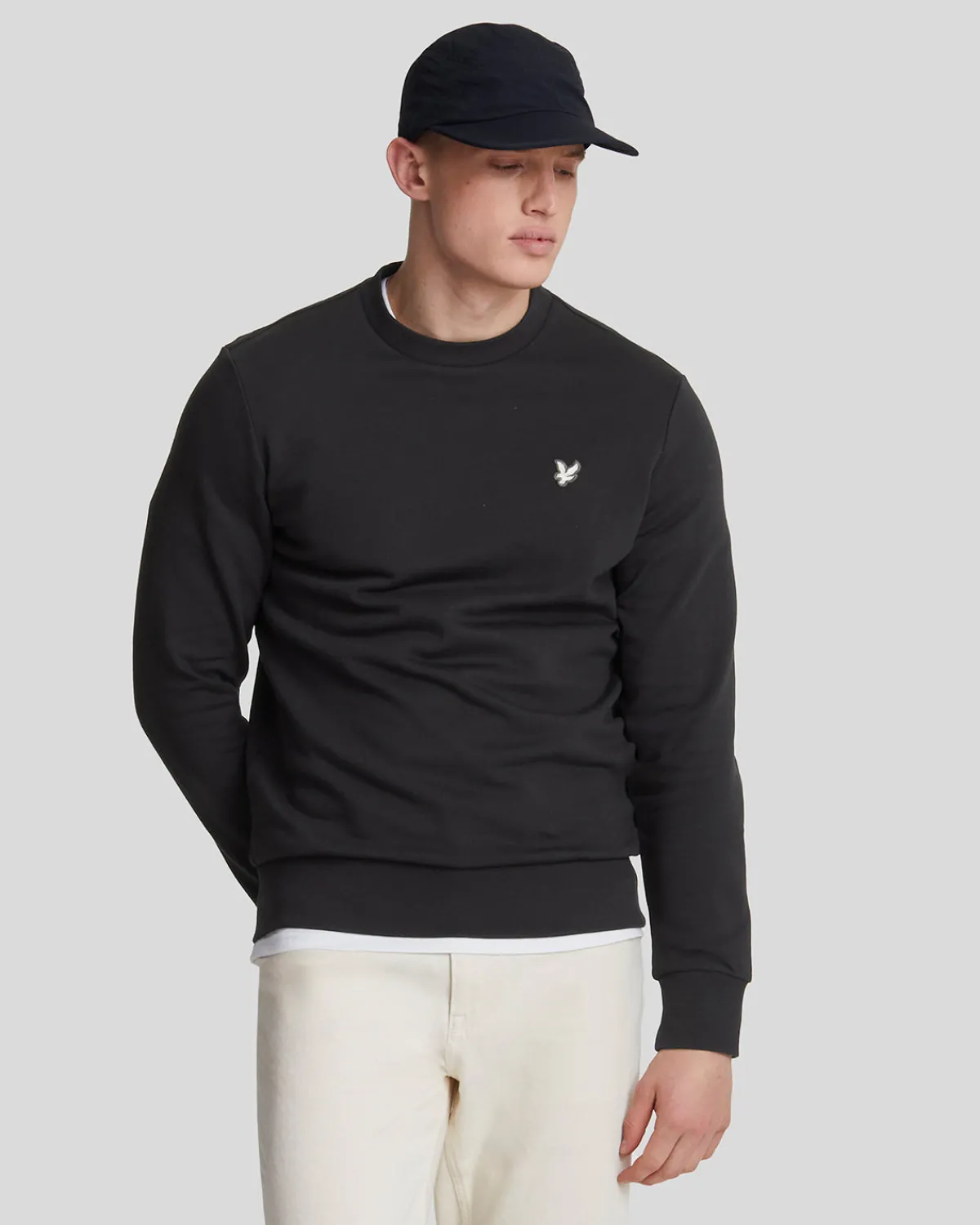 premium_sweatshirt_mit_rundhalsausschnitt_aus_french_terry_in_diagonalbindung_0.webp Lyle & Scott Reframed | Sweatshirts<Premium Sweatshirt mit Rundhalsausschnitt aus French Terry in Diagonalbindung Lacquer