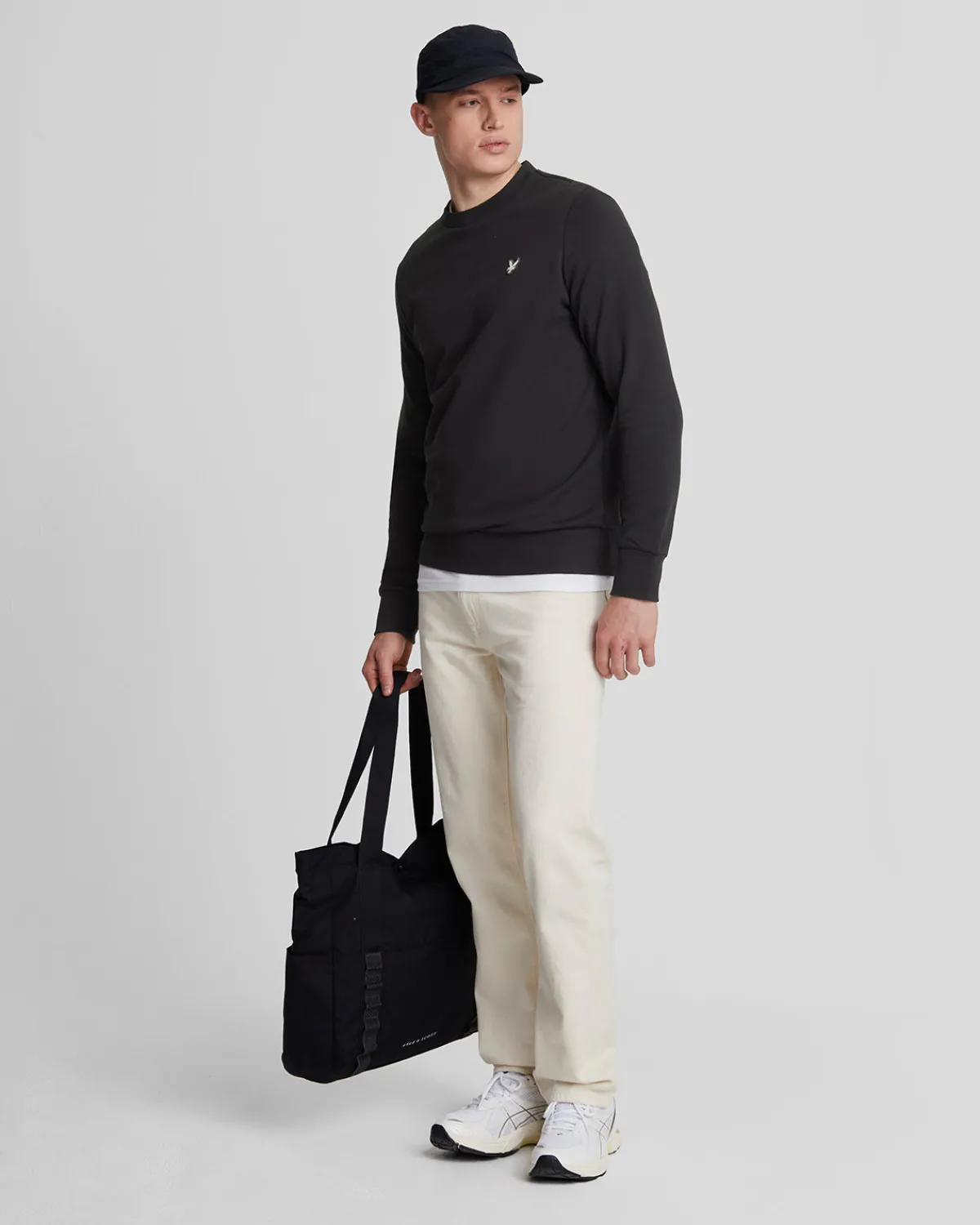 premium_sweatshirt_mit_rundhalsausschnitt_aus_french_terry_in_diagonalbindung_1.webp Lyle & Scott Reframed | Sweatshirts<Premium Sweatshirt mit Rundhalsausschnitt aus French Terry in Diagonalbindung Lacquer