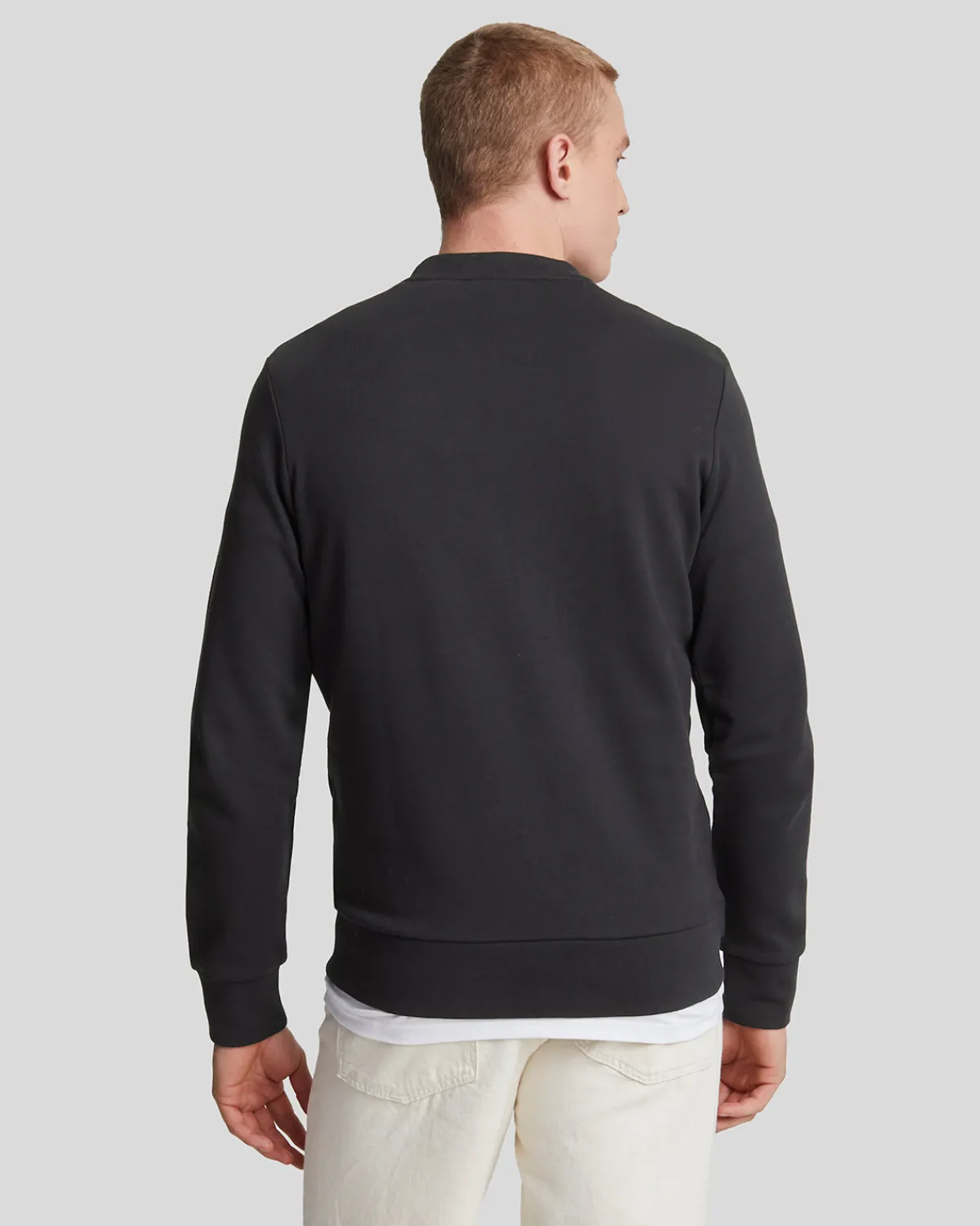 premium_sweatshirt_mit_rundhalsausschnitt_aus_french_terry_in_diagonalbindung_2.webp Lyle & Scott Reframed | Sweatshirts<Premium Sweatshirt mit Rundhalsausschnitt aus French Terry in Diagonalbindung Lacquer