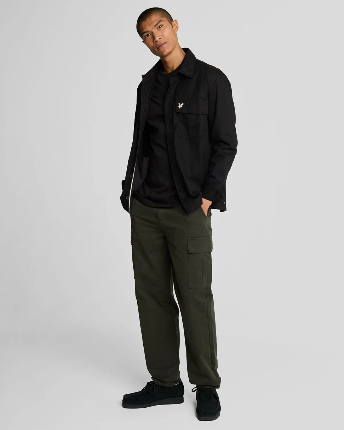 premium_tshirt_mit_rundhalsausschnitt_aus_baumwolle_1-4.webp Lyle & Scott Reframed | T-shirts<Premium T-Shirt mit Rundhalsausschnitt aus Baumwolle Lacquer