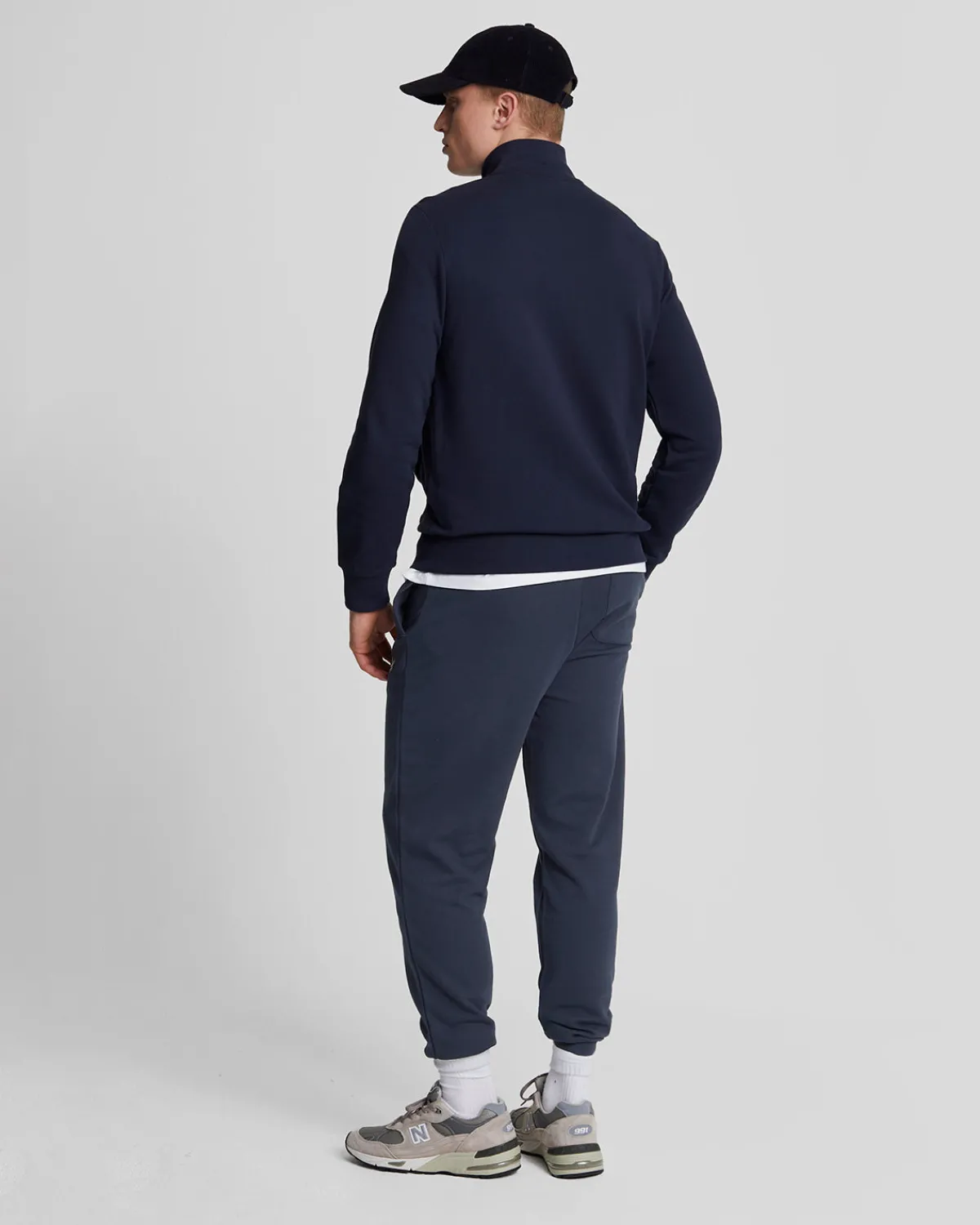 premiumjogginghose_aus_franzsischem_frottee_mit_diagonalbindung_2-1.webp Lyle & Scott Reframed | Jogger<Premium-Jogginghose aus französischem Frottee mit Diagonalbindung MidnightNavy