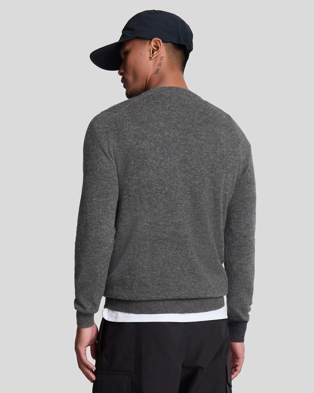 pullover_mit_rundhalsausschnitt_aus_lambswoolmischung_2-5.webp Lyle & Scott Pullover & Strickwaren<Pullover mit Rundhalsausschnitt aus Lambswool-Mischung CharcoalMarl
