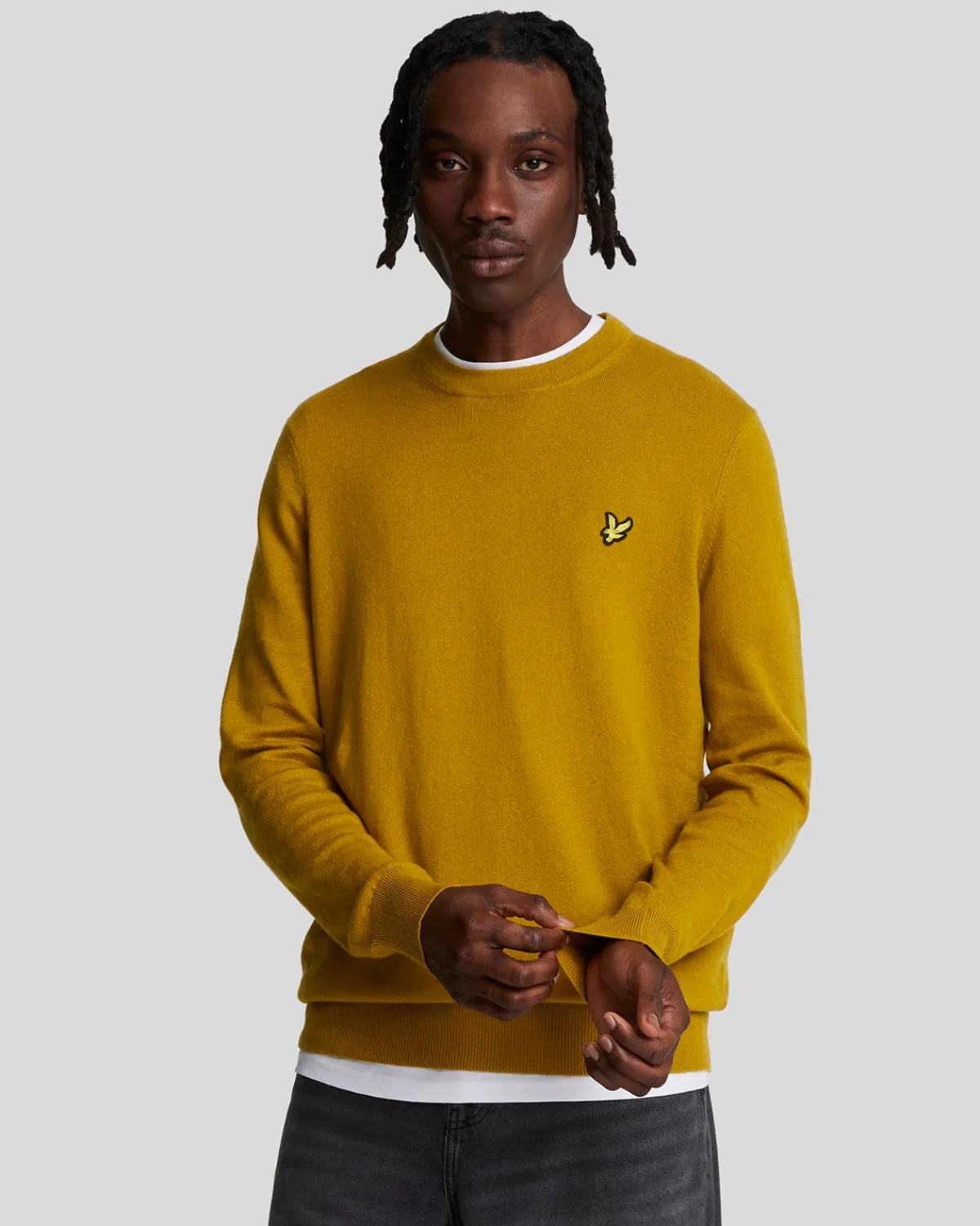 rundhalspullover_aus_baumwolle_und_merino_0-8.webp Lyle & Scott Pullover & Strickwaren<Rundhals-Pullover aus Baumwolle und Merino EllanessGold