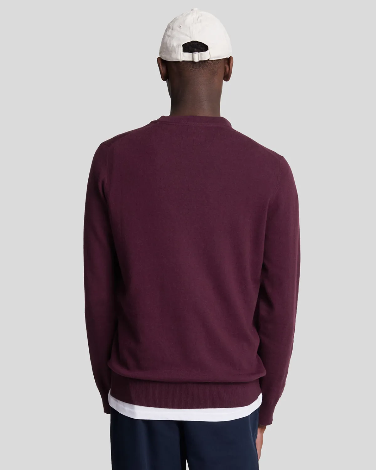 rundhalspullover_aus_baumwolle_und_merino_2-12.webp Lyle & Scott Pullover & Strickwaren<Rundhals-Pullover aus Baumwolle und Merino Burgund