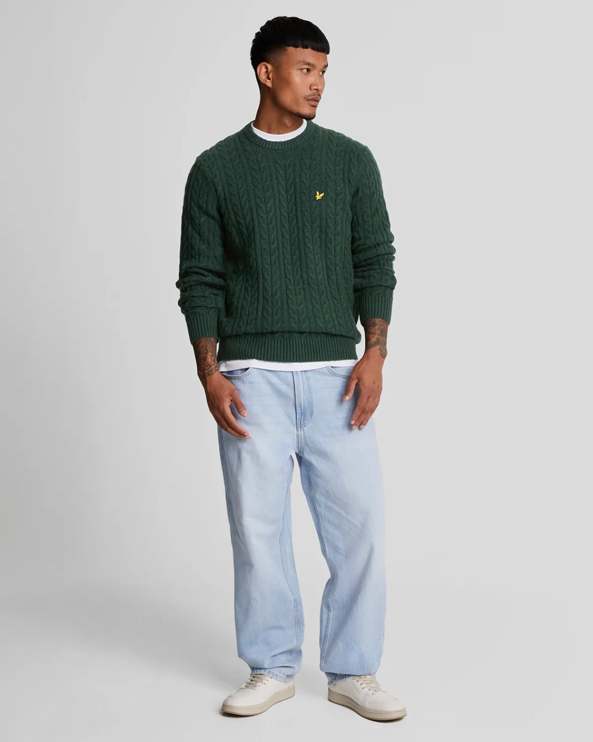 rundhalspullover_mit_kabel_1.webp Lyle & Scott Pullover & Strickwaren<Rundhals-Pullover mit Kabel DarkGreenMarl