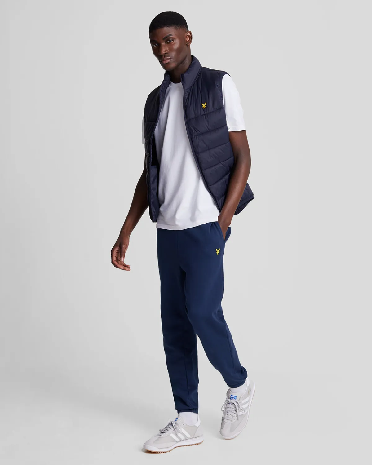 schlanke_sweatpant_1-1.webp Lyle & Scott Jogger<Schlanke Sweatpant Marine
