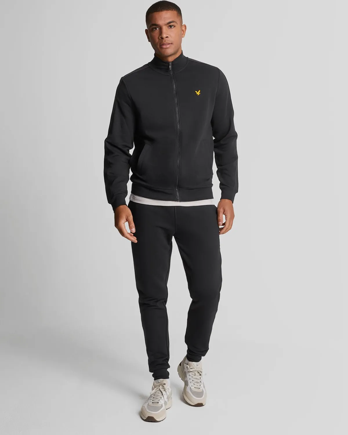 sport_tape_trainingshose_1-1.webp Lyle & Scott Sportbekleidung | Jogger<Sport Tape Trainingshose JetBlack