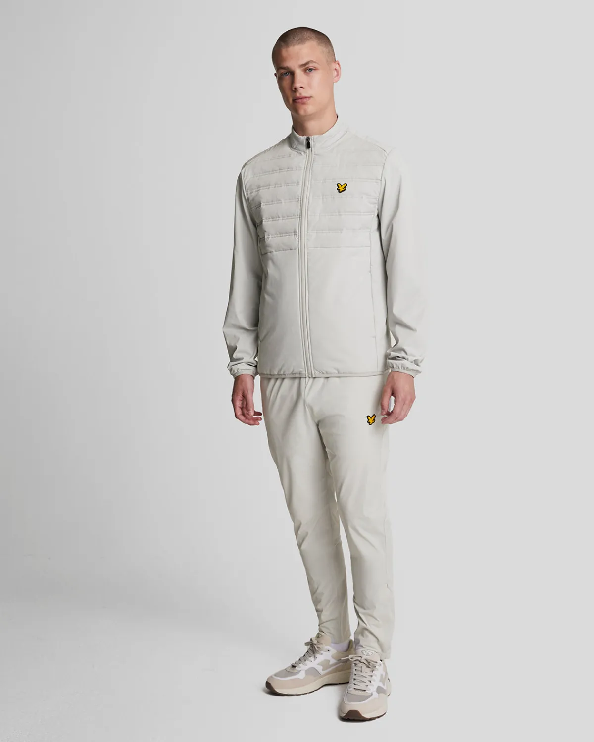 sport_vierwegestretchtrainingshose_0-1.webp Lyle & Scott Sportbekleidung | Jogger<Sport Vier-Wege-Stretch-Trainingshose Pebble