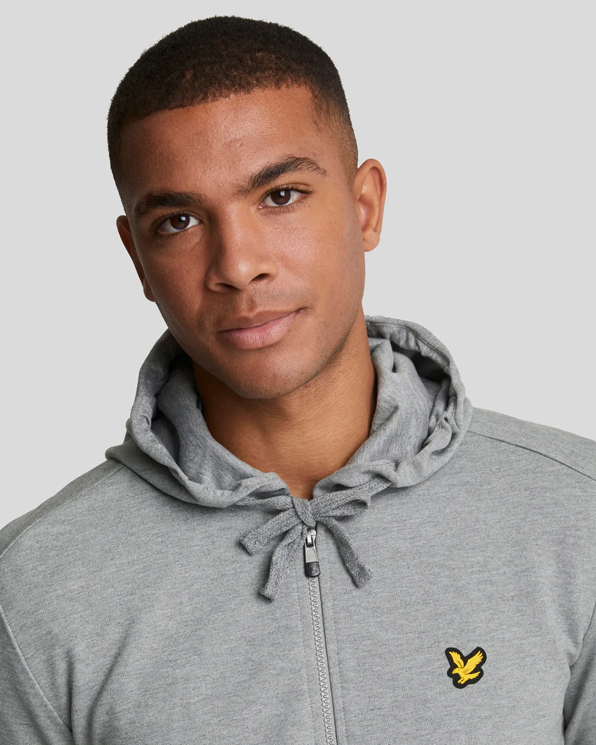 sportkapuzenpulli_mit_reiverschluss_3.webp Lyle & Scott Sportbekleidung | Kapuzenpullover<Sport-Kapuzenpulli mit Reißverschluss MidGreyMarl