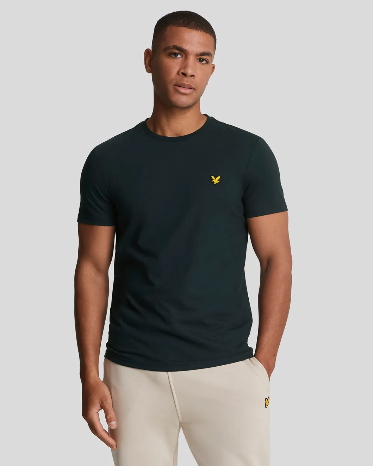 sportliches_martin_tshirt_mit_kurzen_rmeln_0-10.webp Lyle & Scott Sportbekleidung | T-shirts<Sportliches Martin T-Shirt mit kurzen Ärmeln DunkleMarine