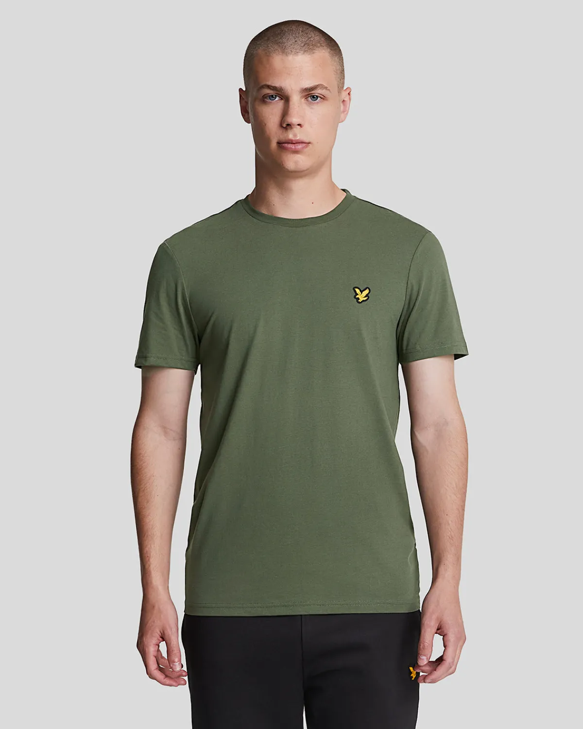 sportliches_martin_tshirt_mit_kurzen_rmeln_0-7.webp Lyle & Scott Sportbekleidung | T-shirts<Sportliches Martin T-Shirt mit kurzen Ärmeln Kaktusgrün
