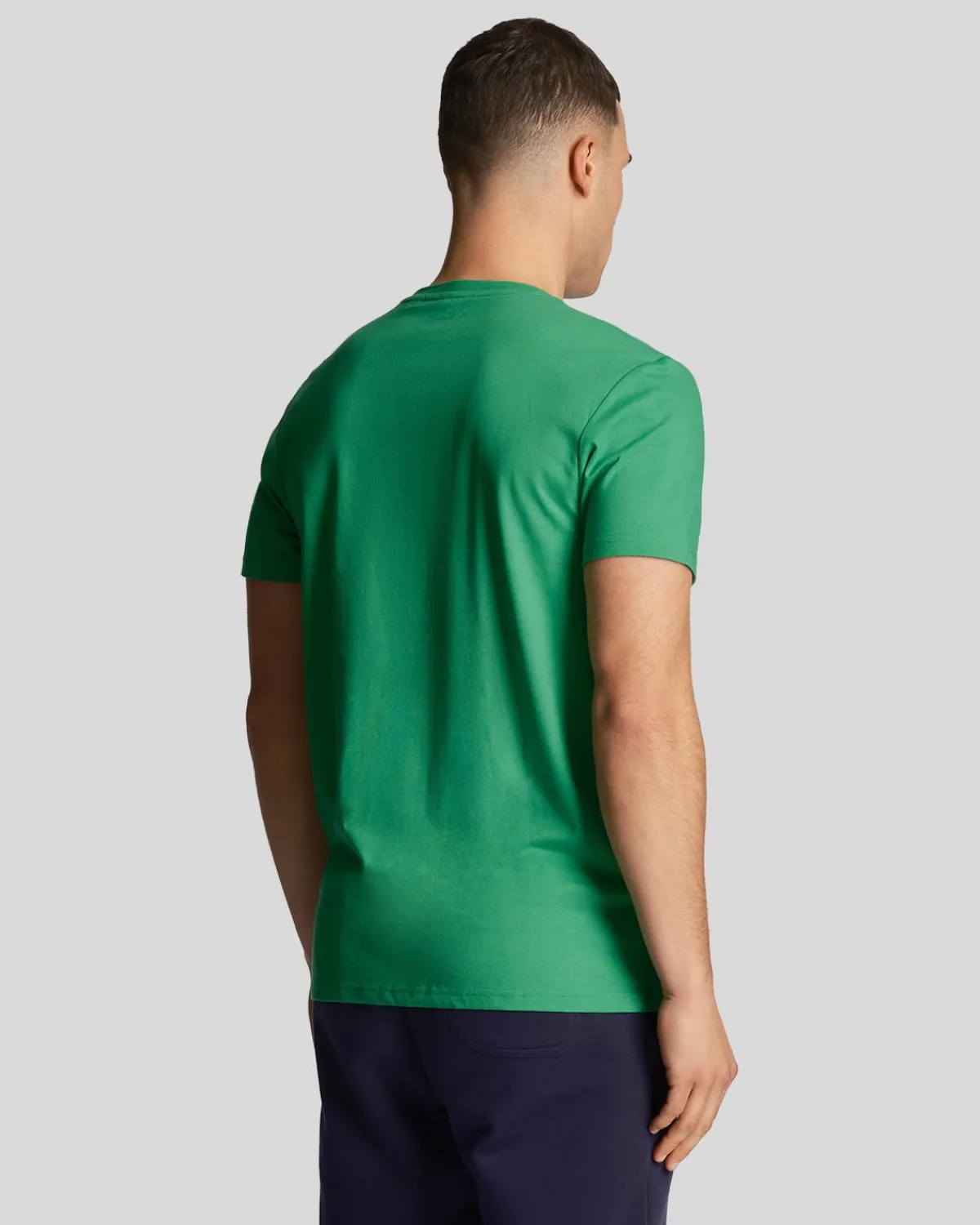 sportliches_martin_tshirt_mit_kurzen_rmeln_2.webp Lyle & Scott Sportbekleidung | T-shirts<Sportliches Martin T-Shirt mit kurzen Ärmeln FairwayGreen