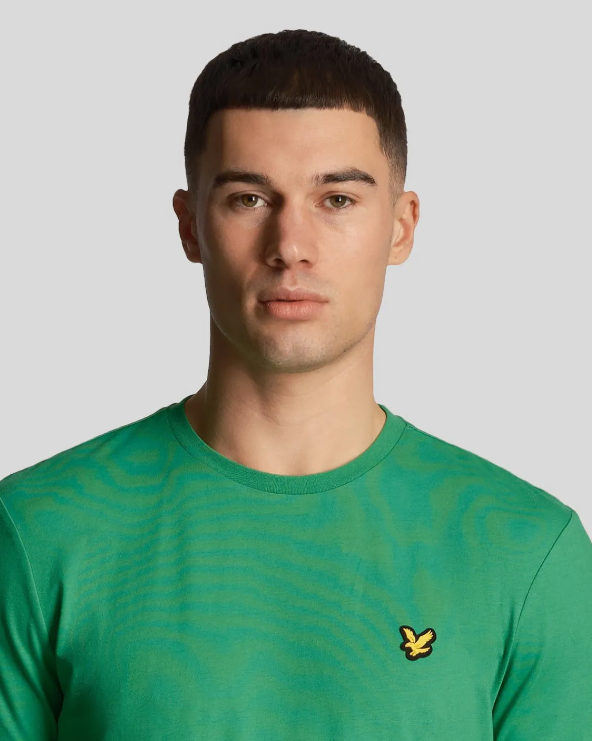 sportliches_martin_tshirt_mit_kurzen_rmeln_3.webp Lyle & Scott Sportbekleidung | T-shirts<Sportliches Martin T-Shirt mit kurzen Ärmeln FairwayGreen