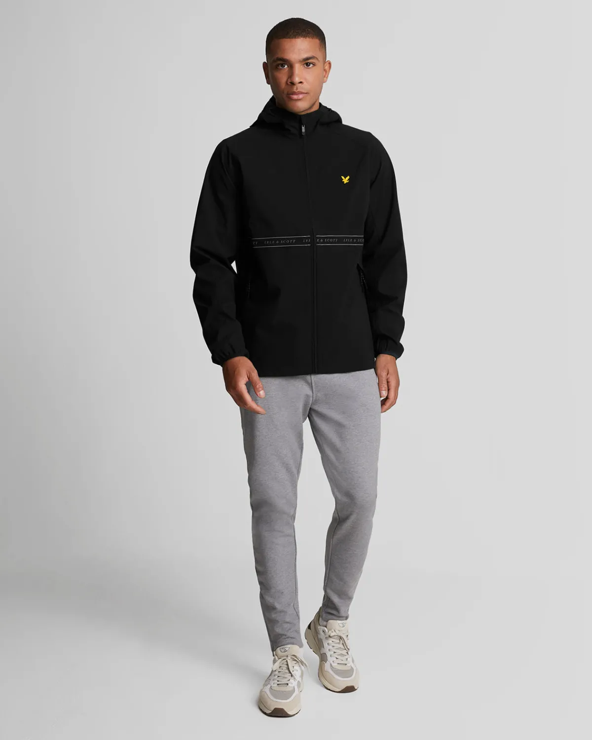 sports_tape_energy_jacke_1-1.webp Lyle & Scott Sportbekleidung<Sports Tape Energy Jacke JetBlack