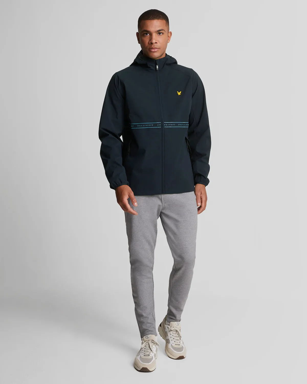 sports_tape_energy_jacke_1.webp Lyle & Scott Sportbekleidung<Sports Tape Energy Jacke DarkNavy