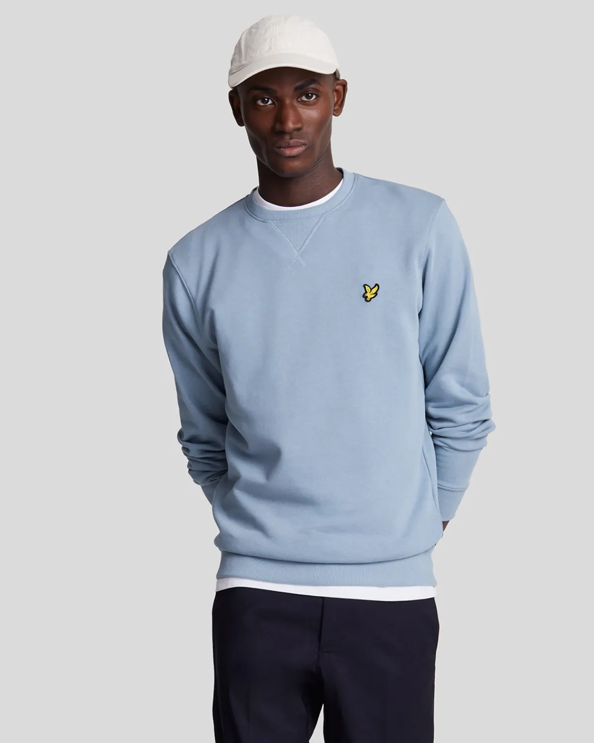 sweatshirt_mit_rundhalsausschnitt_0-14.webp Lyle & Scott Sweatshirts<Sweatshirt mit Rundhalsausschnitt CraftedBlue
