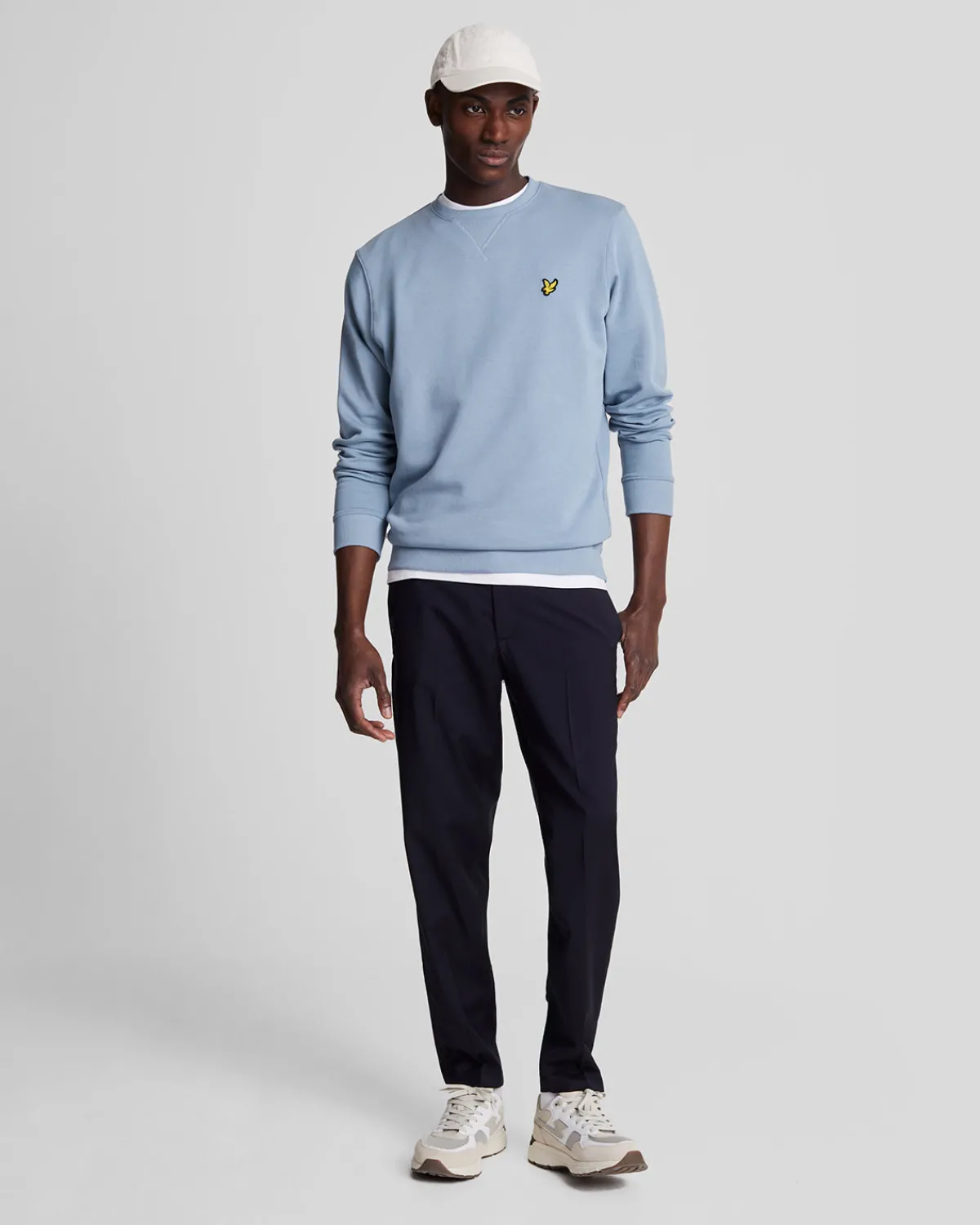 sweatshirt_mit_rundhalsausschnitt_1-12.webp Lyle & Scott Sweatshirts<Sweatshirt mit Rundhalsausschnitt CraftedBlue