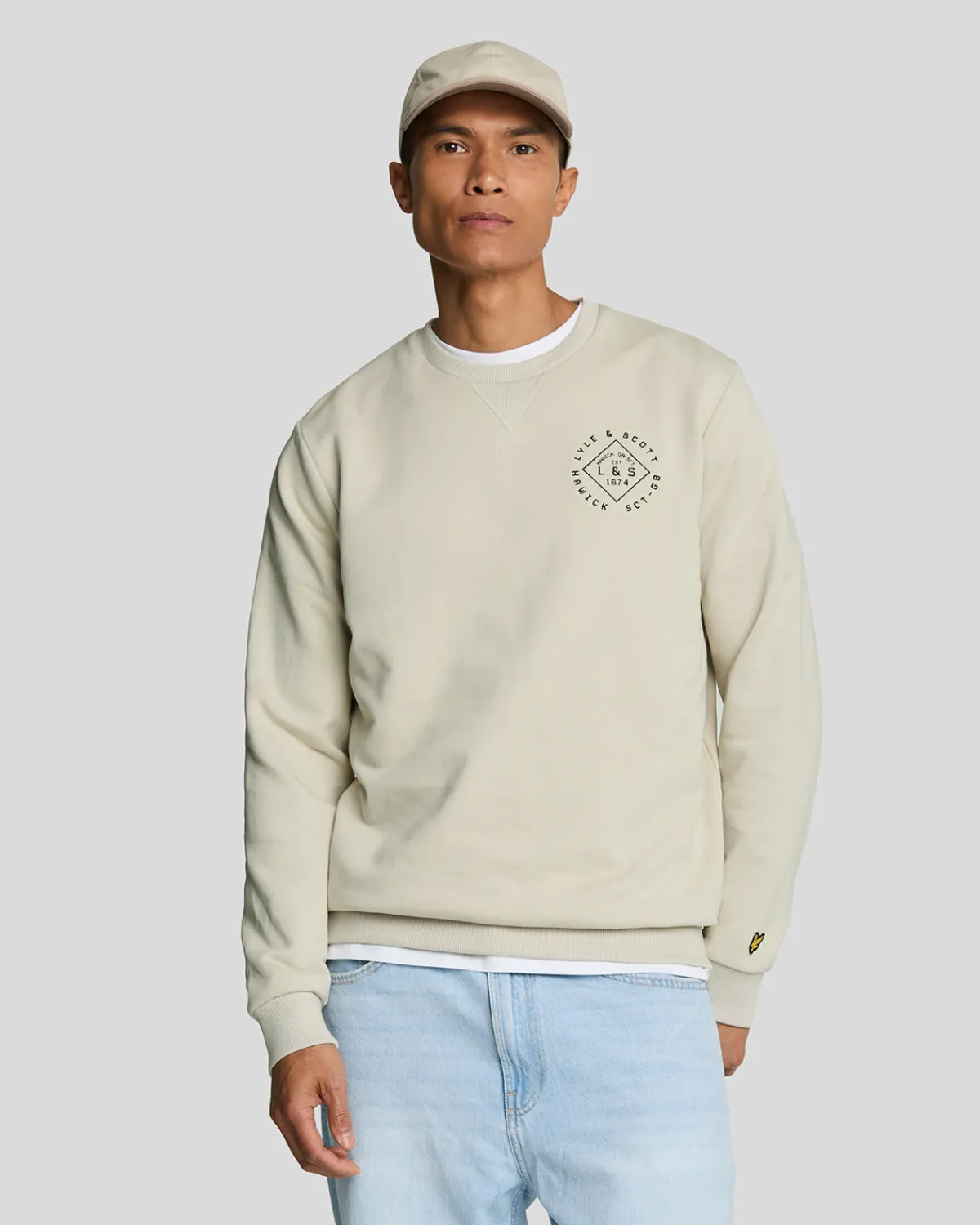 sweatshirt_mit_rundhalsausschnitt_und_stempel_0.webp Lyle & Scott Sweatshirts<Sweatshirt mit Rundhalsausschnitt und Stempel Cove