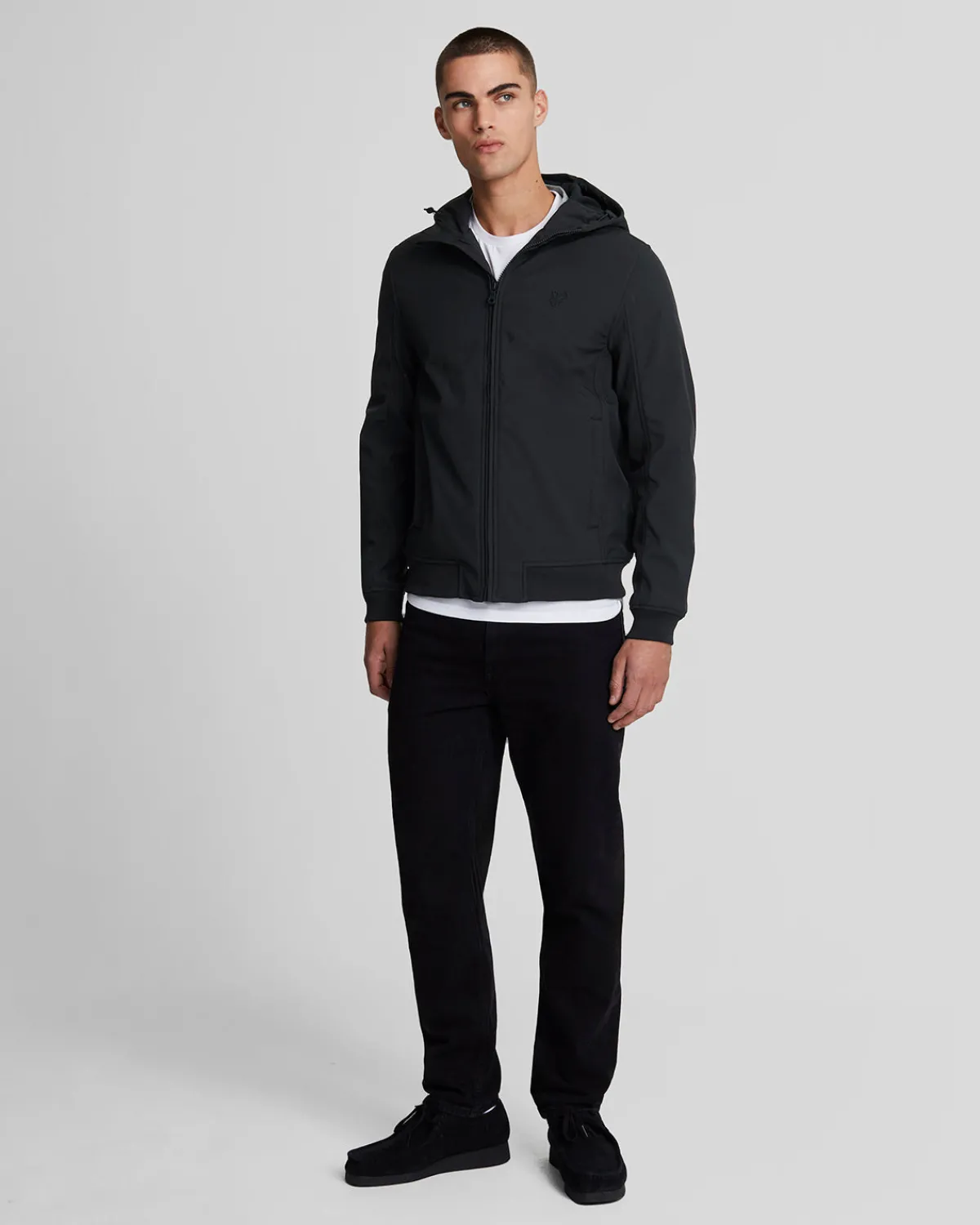 tonal_eagle_fleece_rcken_softshell_jacke_1.webp Lyle & Scott Reframed | Mäntel & Jacken<Tonal Eagle Fleece Rücken Softshell Jacke JetBlack