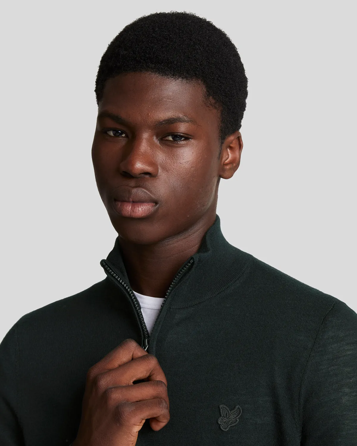 tonal_eagle_merino__zip_pullover_3.webp Lyle & Scott Reframed<Tonal Eagle Merino 1/4 Zip Pullover JetBlack