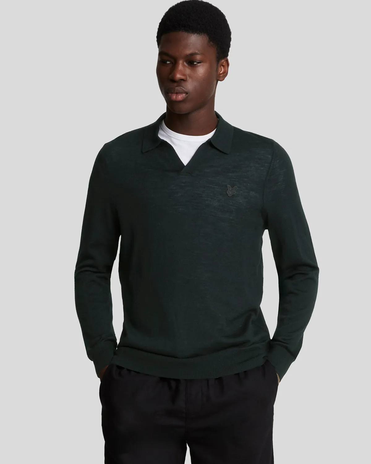 tonal_eagle_pullover_mit_kragen_aus_merino_0.webp Lyle & Scott Reframed<Tonal Eagle Pullover mit Kragen aus Merino JetBlack
