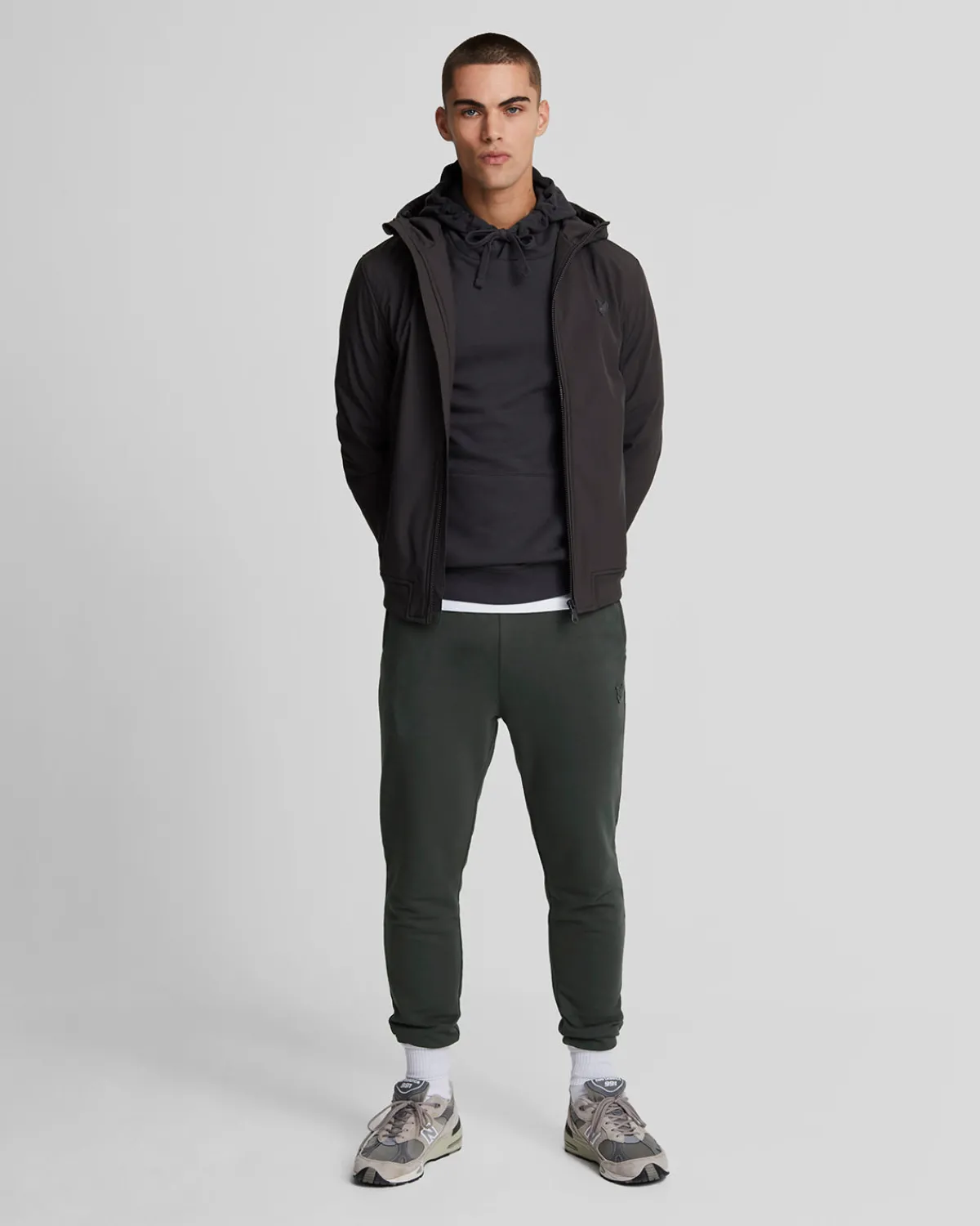 tonal_eagle_skinny_sweatpant_0-1.webp Lyle & Scott Reframed | Jogger<Tonal Eagle Skinny Sweatpant Gunmetal